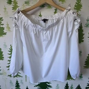 Rock & Republic White Off-Shoulder Blouse
